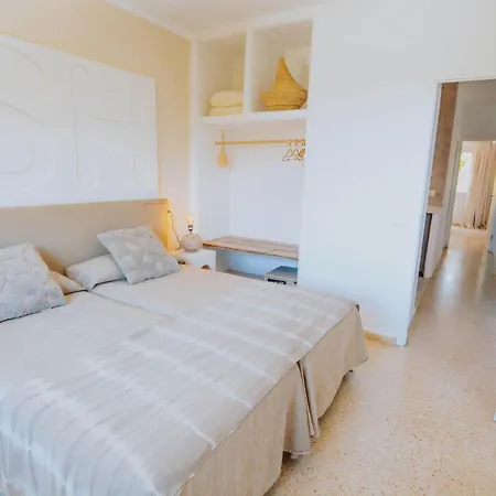 Aparthotel Secret Oasis Ibiza-only Adults 2*