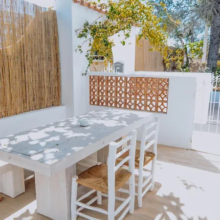 Secret Oasis Ibiza-only Adults Aparthotel 2*