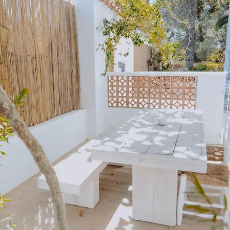 Apartahotel Secret Oasis Ibiza-only Adults 2*